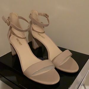Nine West Sling Back Sandel Nude/Blush sz 10